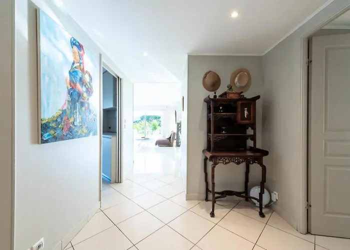 4p Terrasse, Vue Et Piscine - 4p Terrasse, Vue Et Piscine Mae-2943 *