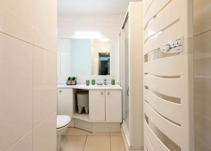 4p Terrasse, Vue Et Piscine - 4p Terrasse, Vue Et Piscine Mae-2943 *